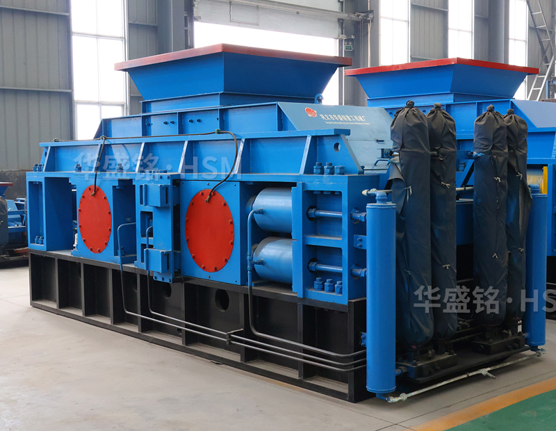 什么設備可破碎可制砂？新型對輥制砂機多少錢一臺？