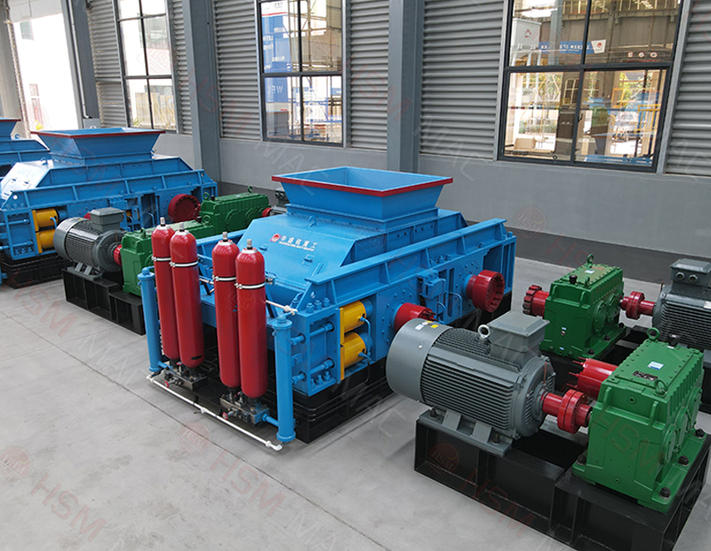 輝綠巖太硬難制砂？對輥制砂機(jī)輥皮耐磨，專破硬料產(chǎn)量穩(wěn)