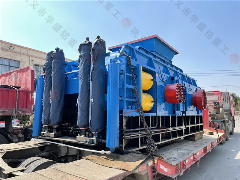 每小時產(chǎn)量100噸對輥破碎機，哪個型號合適